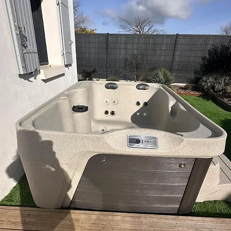 Le Temps D'une Ile - & Velos Inclus فيلة